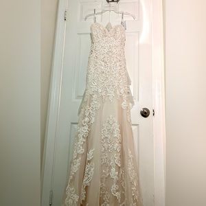 Morilee Allison Wedding dress *NWT* size 6